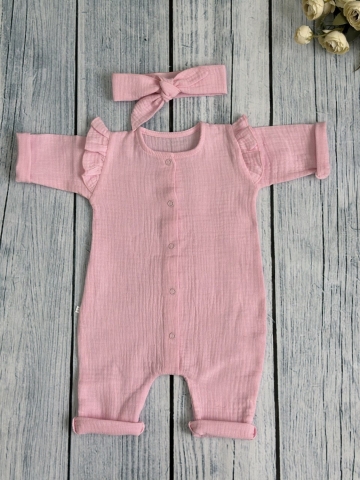 Купить оптом 336-Р. Комбинезон с повязкой для девочки из муслина, хлопок 100%, размеры 56,62,68, розовый в Архангельске